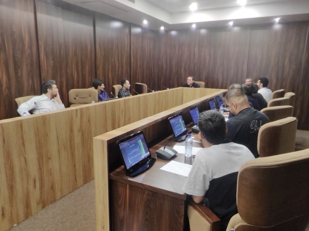 مهارت‌های ارتباطی در محیط کار